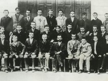 FŠ jako kvintán píseckého gymnázia (sedící druhý zleva)