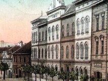 školní budova kolem r. 1912